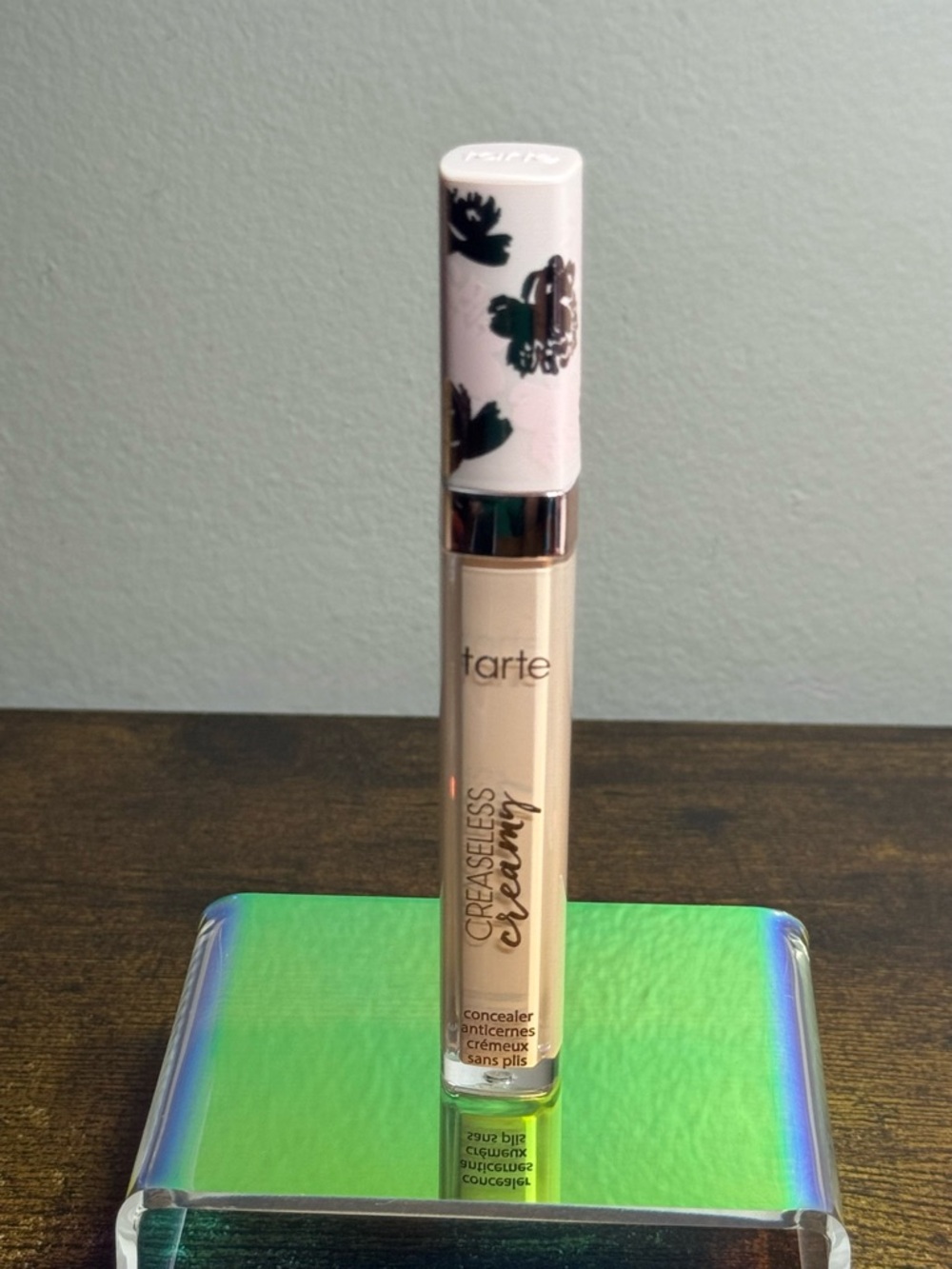 Tarte maracuja creaseless creamy liquid concealer 16N fair light neutral